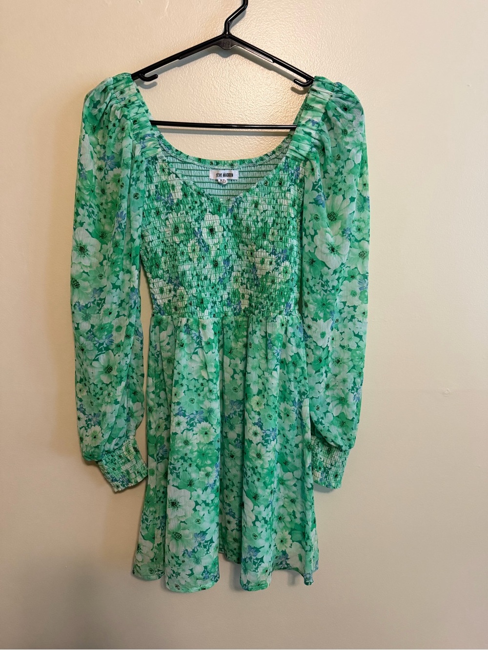 Steve Madden Green Floral Smocked Top